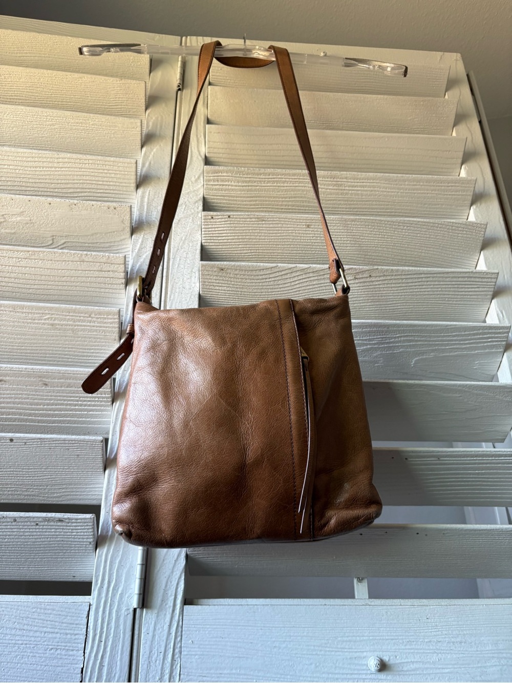 HOBO Tan Leather Crossbody Messenger Bag - Picture 3 of 13